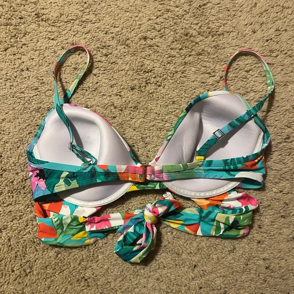 La Blanca Tropea Breeze Wrap Underwire Push Up Top - Picture 2 of 3